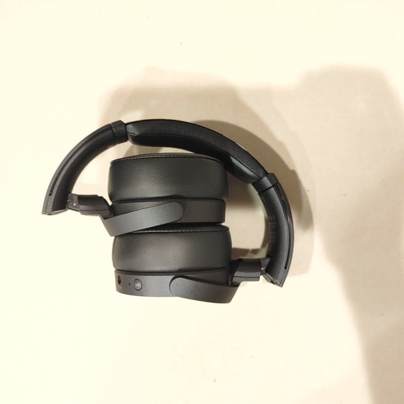 Sony MDR-XB950N1 noise canceling extra bass wireless headphones (black) - Picture 4 of 11